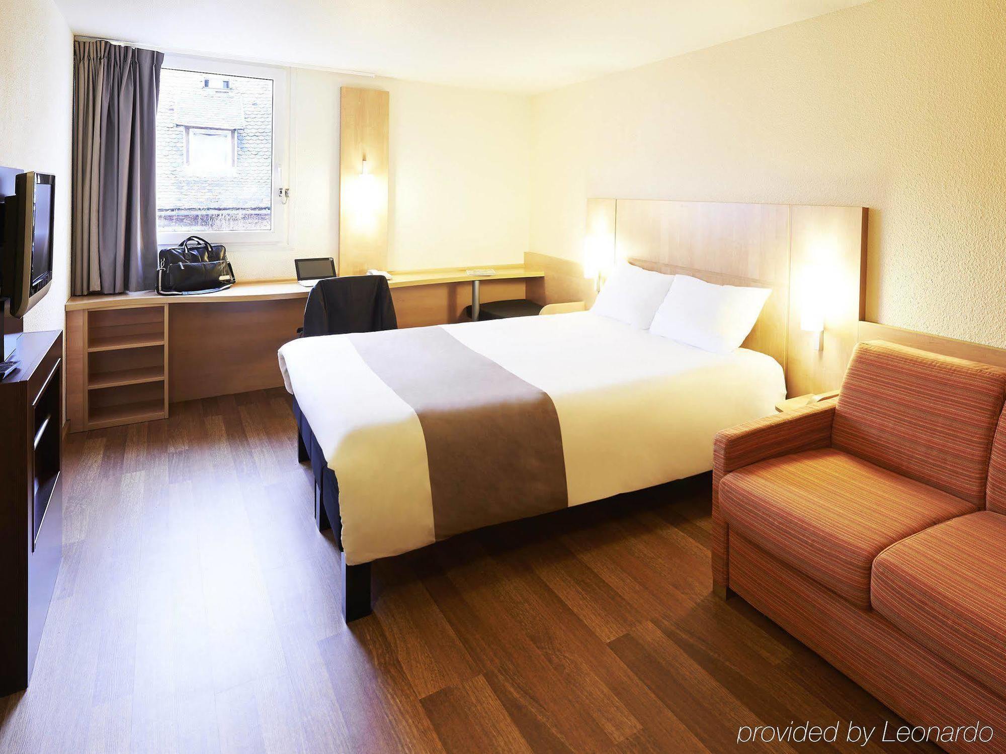 Ibis Strasbourg Centre Petite France Hotel Exterior photo